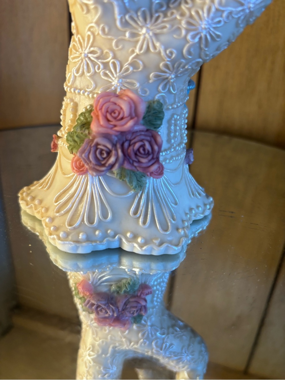 Dezine 1997 BeautifulCream Decorative Gloved Hand Statue with Pink Rose Accents - Picture 2 of 15